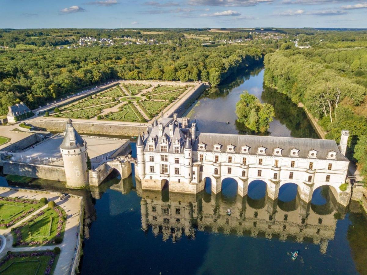 شقة Le Charme De L'Ancien Au Calme Et A 8 Min De Chenonceaux La Croix-en-Touraine المظهر الخارجي الصورة